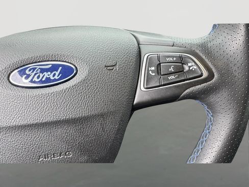 Used 2017 Ford Focus RS image 15