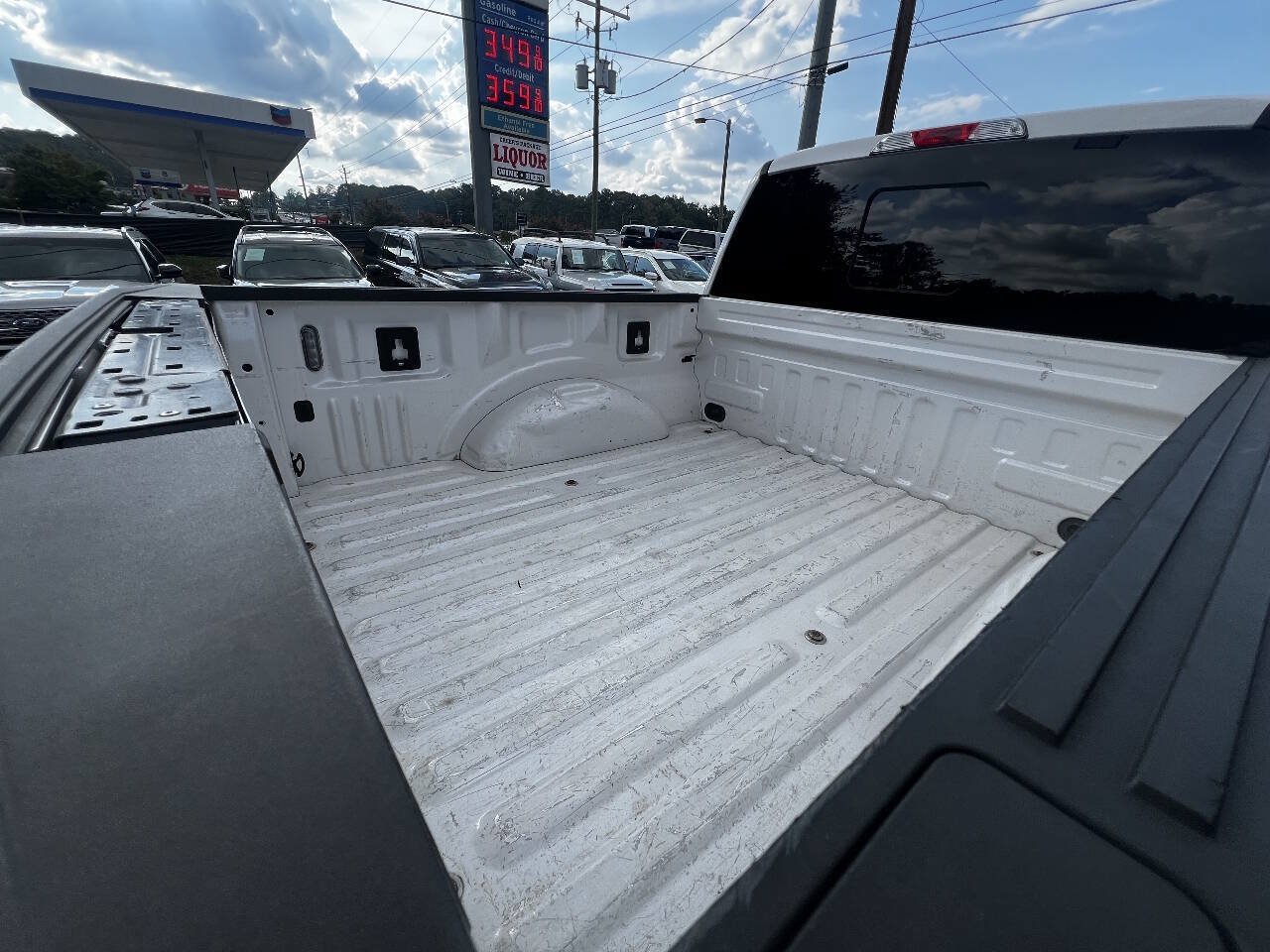 Used 2019 Ford F150 Lariat AWD/4WD image 14