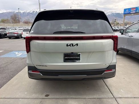 Certified 2026 Kia Carnival SX Prestige image 2