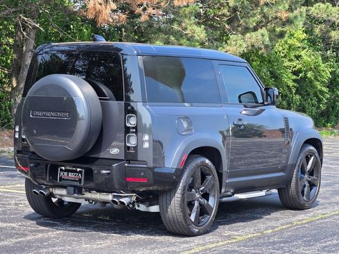 Used 2022 Land Rover Defender 90 Carpathian Edition image 7