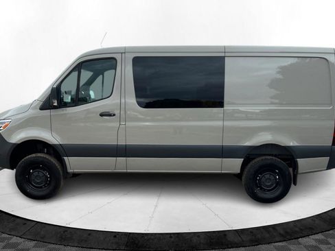 New 2025 Mercedes-Benz Sprinter 2500 image 2