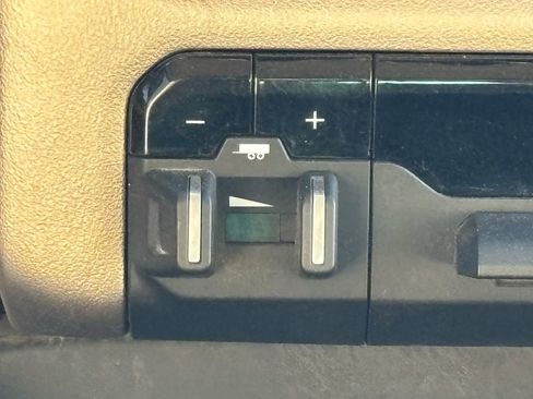 Used 2022 RAM 2500 Laramie w/ Rambox Utility Group image 37