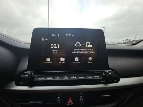 Used 2021 Kia Forte LXS image 48