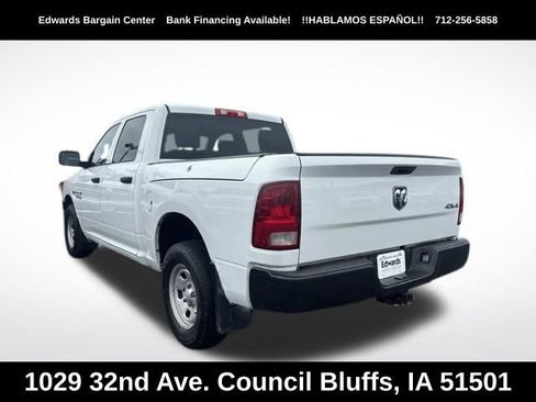 Used 2017 RAM 1500 4x4 Crew Cab image 3
