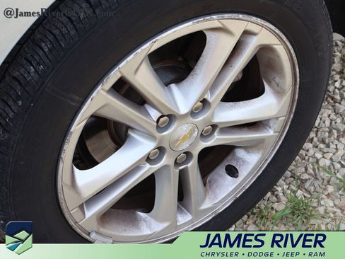 Used 2018 Chevrolet Cruze LT FWD image 25