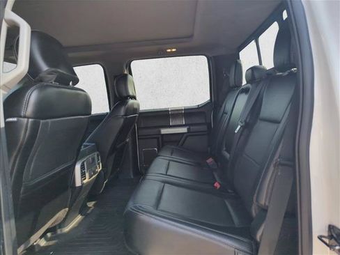 Used 2019 Ford F250 Lariat w/ Lariat Ultimate Package AWD/4WD image 16