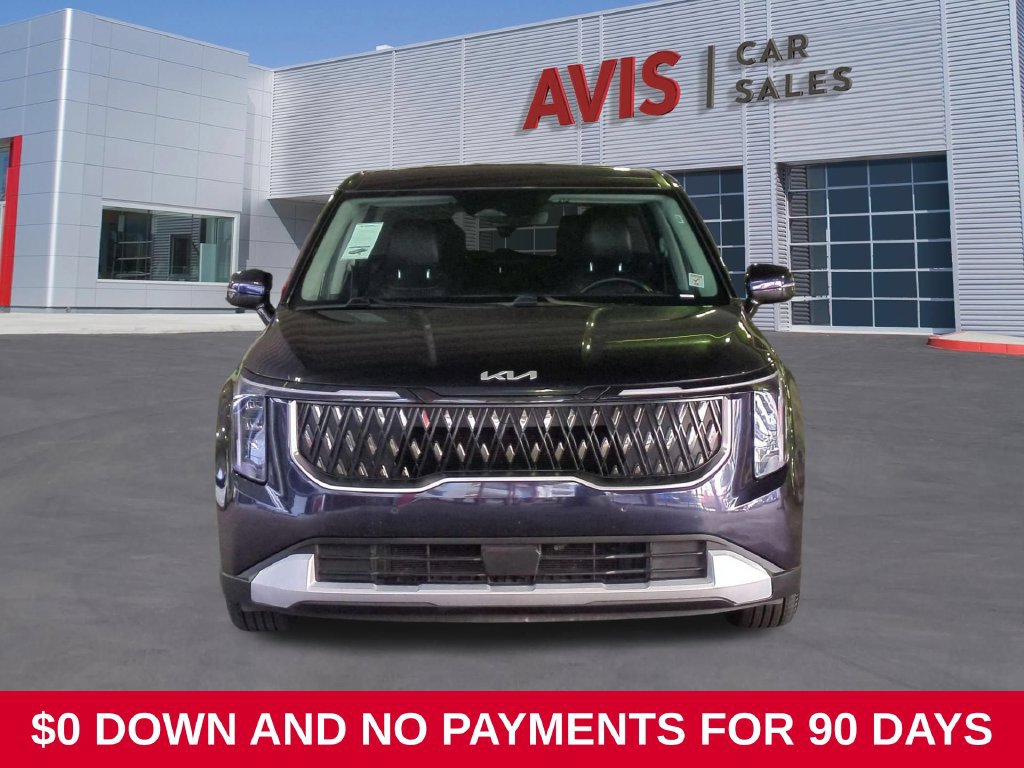 Used 2025 Kia Carnival FWD image 2