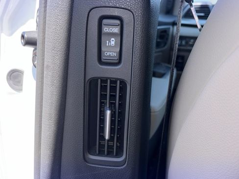 Used 2024 Honda Odyssey EX-L image 21