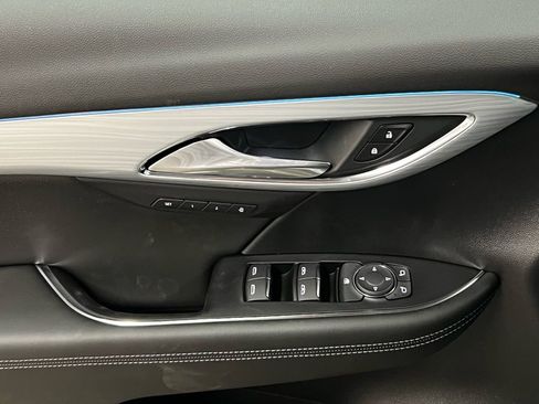 New 2026 Buick Envision Avenir image 16