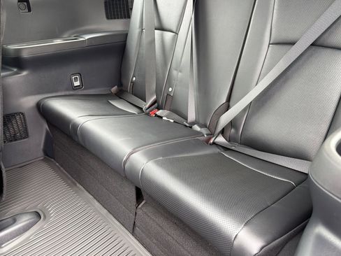 Used 2026 Toyota Grand Highlander XLE image 15