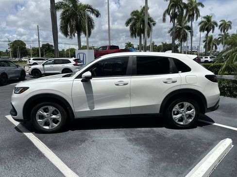 Certified 2024 Honda HR-V LX image 5