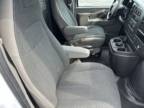 Used 2025 GMC Savana 2500 w/ Driver Convenience Package RWD image 25
