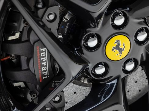 Certified 2022 Ferrari F8 Tributo image 82