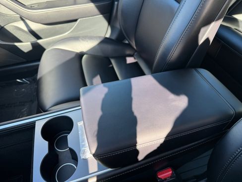 Used 2023 Tesla Model 3 Standard Range image 14