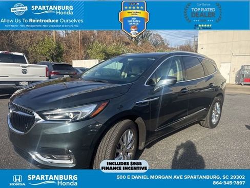 Used 2020 Buick Enclave Essence w/ Sound and Sites Package image 1