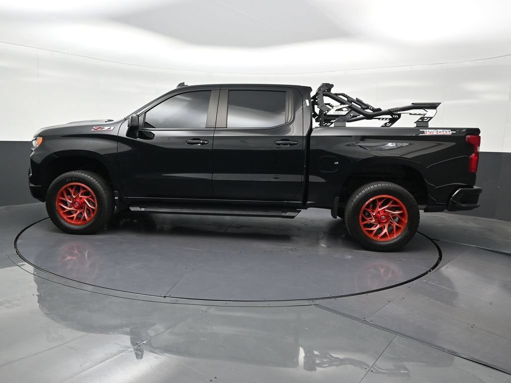 Used 2024 Chevrolet Silverado 1500 LT Trail Boss AWD/4WD image 2