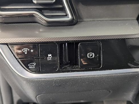 Used 2024 Kia Sportage SX FWD image 12