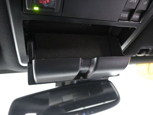 Used 2020 Toyota Tacoma TRD Sport image 36