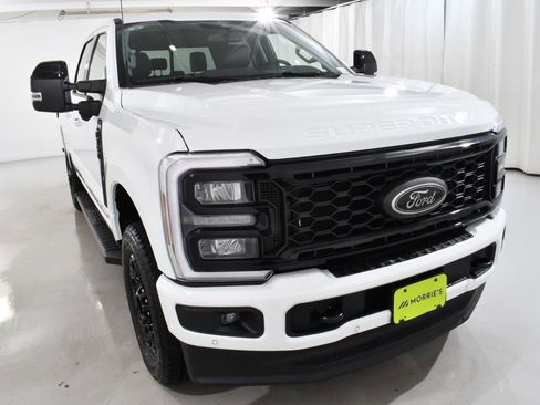 New 2026 Ford F350 Lariat w/ Black Appearance Package image 4