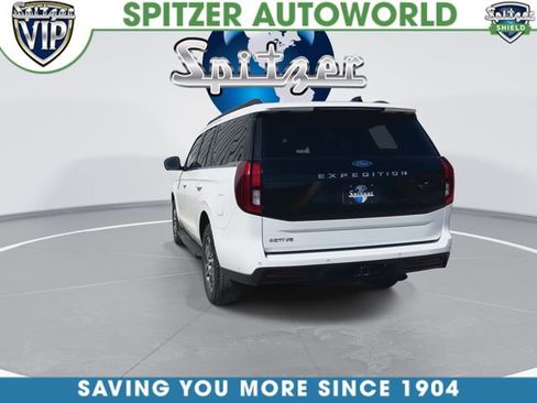 Used 2025 Ford Expedition Active AWD/4WD image 8
