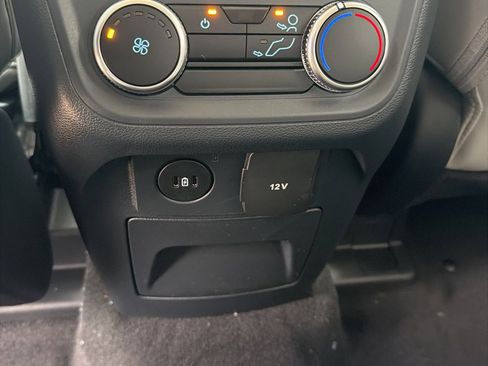 New 2026 Ford Explorer Active w/ Active Comfort Package image 14