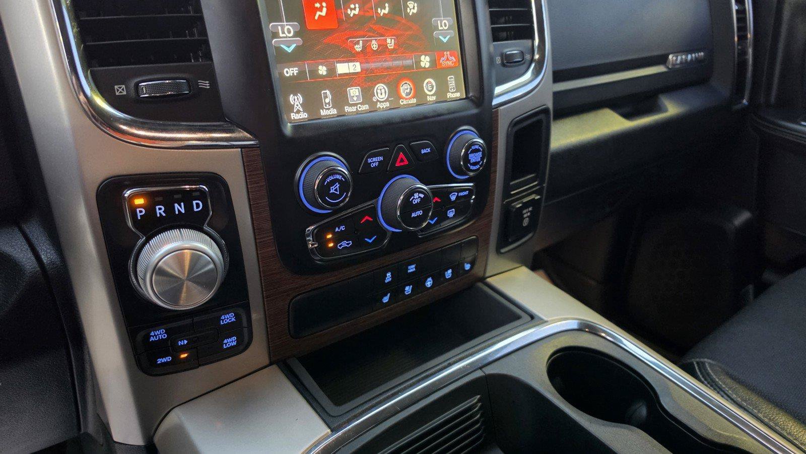 Used 2017 RAM 1500 Laramie AWD/4WD image 19