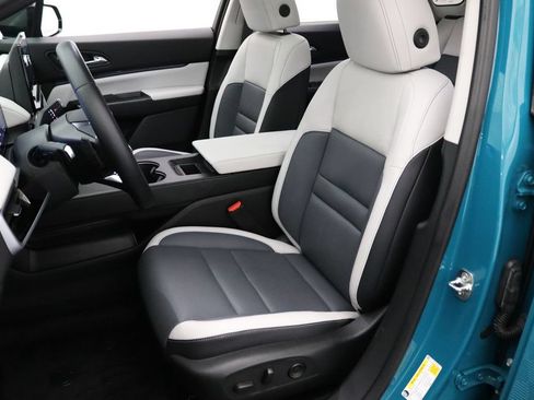 Used 2024 Honda Prologue Elite image 2