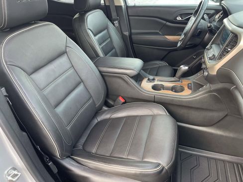 Used 2017 GMC Acadia Denali w/ Technology Package image 29