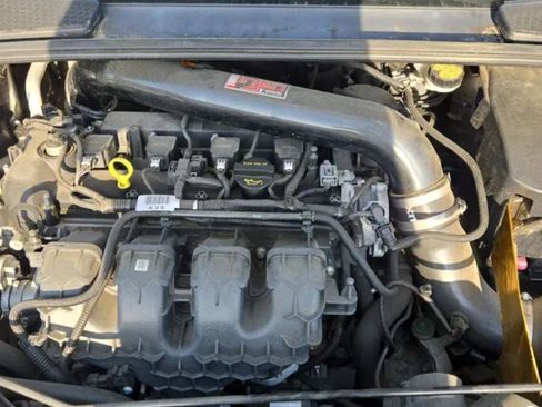 Used 2018 Ford Focus ST image 6