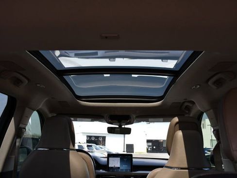 Used 2022 Lincoln Aviator Reserve w/ Equipment Group 201A image 23