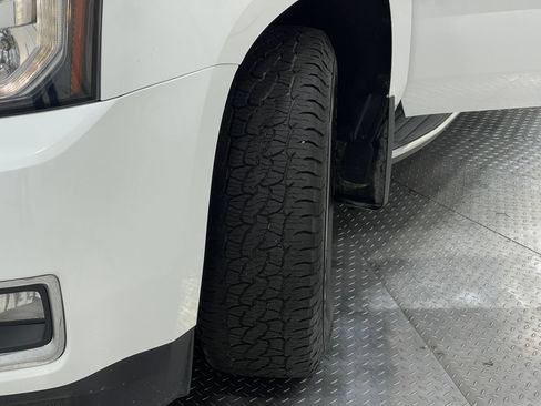 Used 2016 GMC Yukon SLE w/ HD Trailering Package AWD/4WD image 35