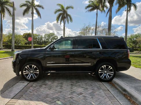 Used 2017 GMC Yukon Denali w/ Open Road Package image 17