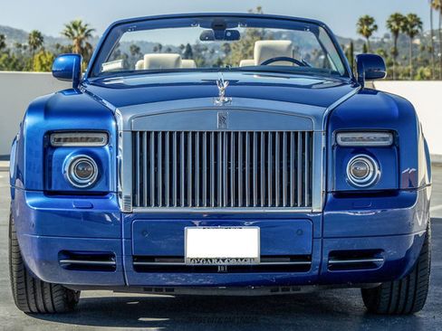 Used 2010 Rolls-Royce Phantom Drophead Coupe RWD image 13