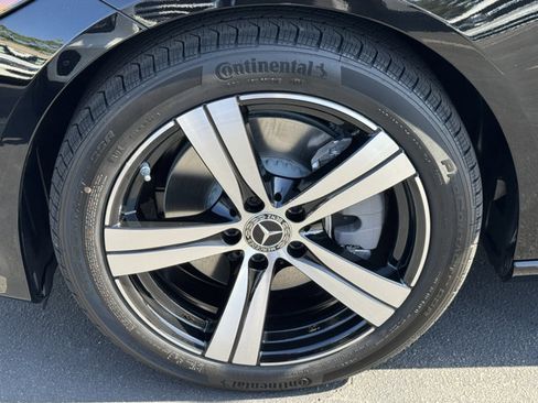 New 2025 Mercedes-Benz C 300 Sedan image 8