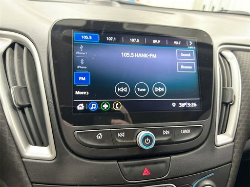 Used 2019 Chevrolet Malibu LS image 13