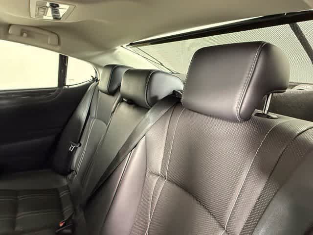 Used 2020 Lexus ES 350 Ultra Luxury w/ Accessory Package FWD image 22