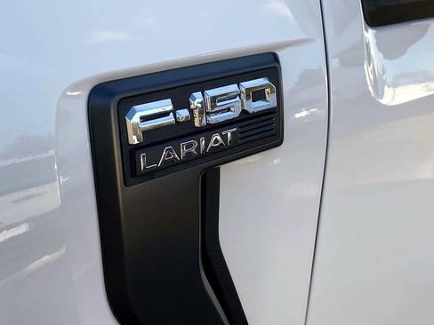 Used 2022 Ford F150 Lariat image 9