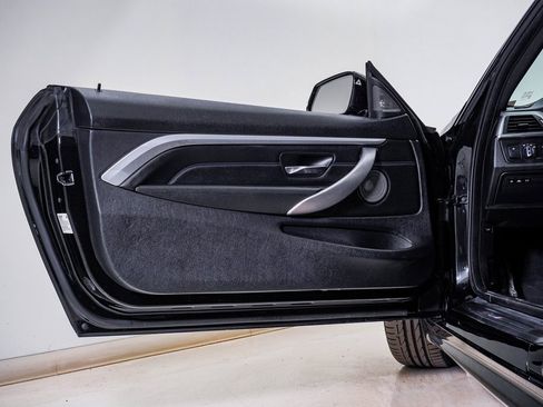 Used 2019 BMW 440i xDrive Convertible w/ M Sport Package image 27