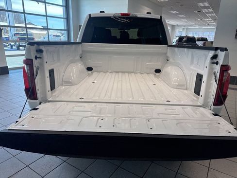 Used 2025 Ford F150 XLT w/ Equipment Group 301A Standard image 17