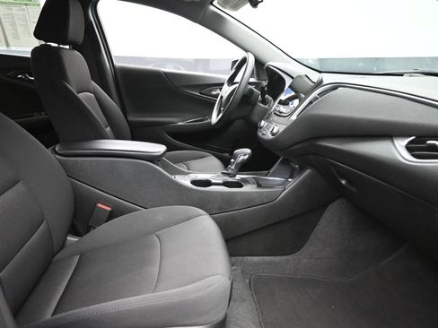 Used 2024 Chevrolet Malibu LT FWD image 7