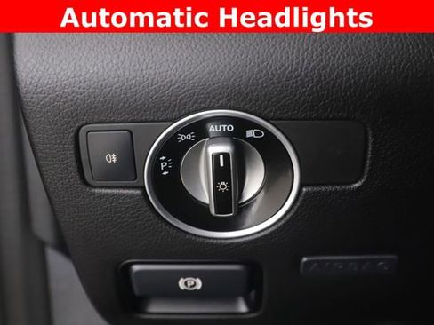 Used 2015 Mercedes-Benz SLK 250 image 20