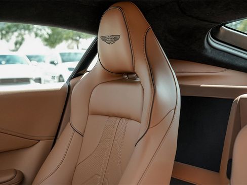 New 2025 Aston Martin V8 Vantage Coupe image 22