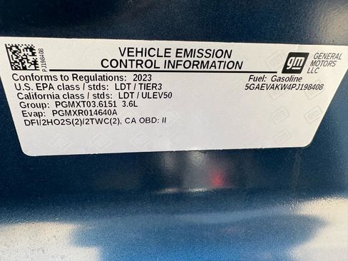 Used 2023 Buick Enclave Essence image 63