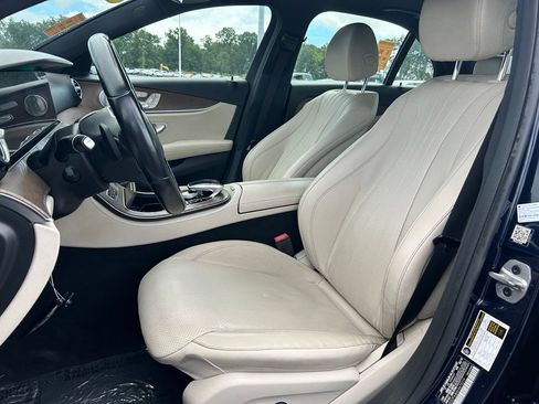Used 2019 Mercedes-Benz E 300 image 9