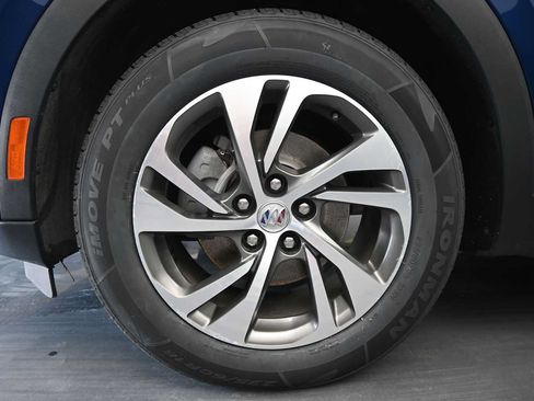 Used 2023 Buick Envision Essence FWD image 12