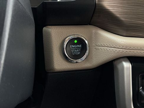 Used 2024 Ford Expedition Max Limited image 19