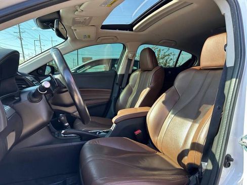 Used 2020 Acura ILX image 10