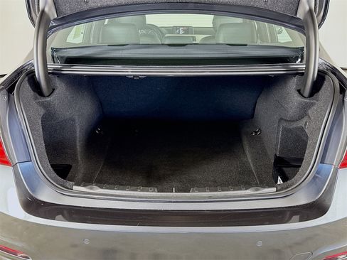 Used 2017 BMW 320i Sedan image 26