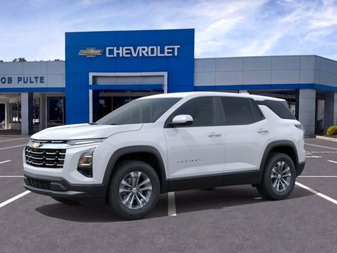 New 2026 Chevrolet Equinox LT w/ Convenience Package II AWD/4WD image 2