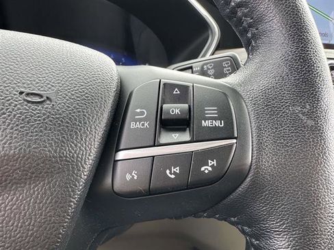 Used 2020 Ford Escape Titanium image 16